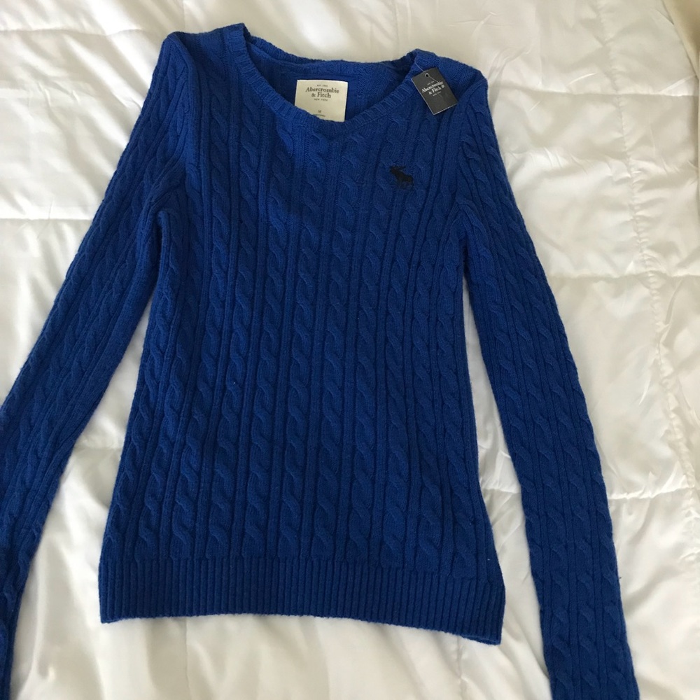 Blue Sweater with Navy Icon